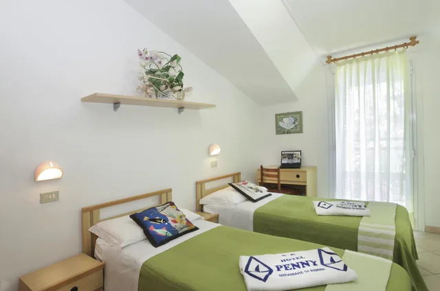 غرفة بسريرين منفصلين، Hotel Penny 3/4