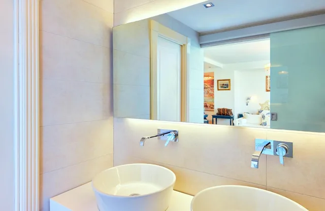 جناح بإطلالة على البحر بشرفة، Villa Sirio Hotel 8/9