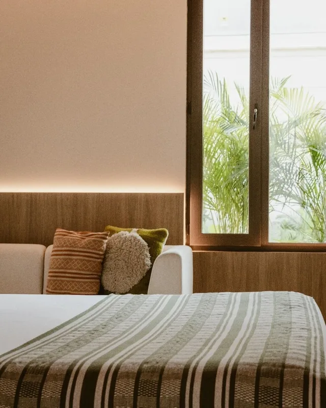 جناح سيغنتشر بسرير كينج بشرفة، Hotel Osh Getsemani 9/10