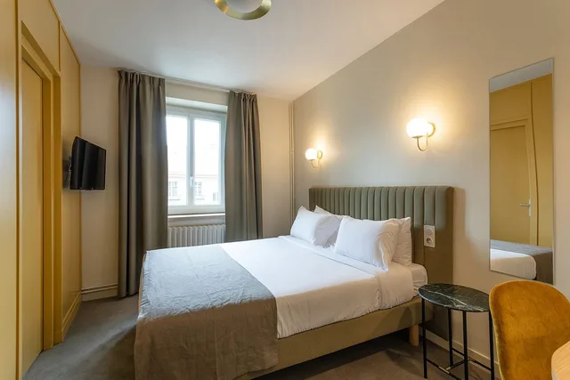 غرفة كومفورت بسرير كوين، Grand Hotel de la Gare 3/5