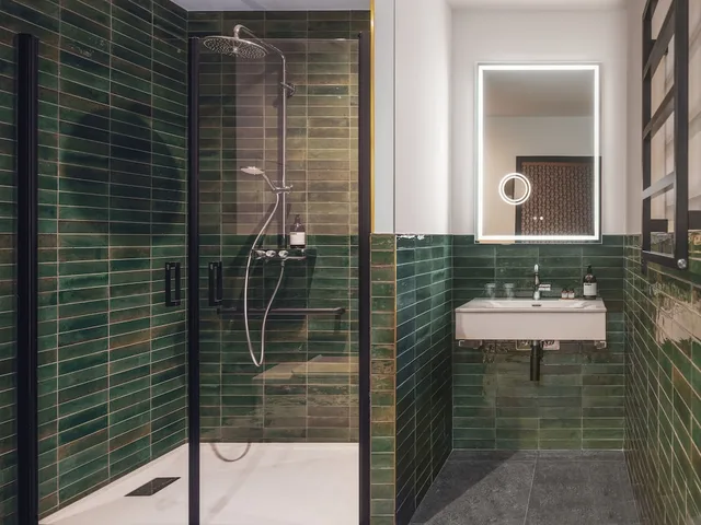 شقة بسريرين كوين بغرفتي نوم مع أريكة، Maisons du Monde Hotel & Suites - Marseille Vieux Port 4/5