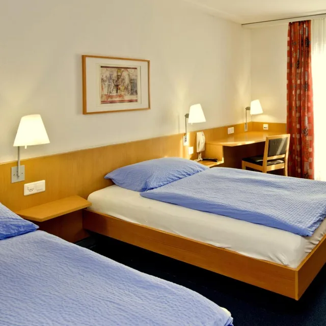غرفة بسريرين منفصلين، Good Night Inn 3/6