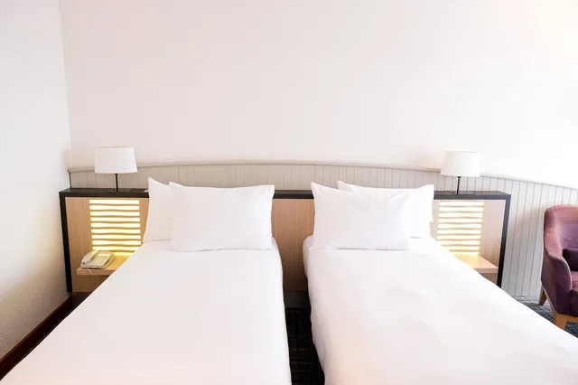 غرفة كلاسيكية بسريرين منفصلين بإطلالة على المسبح، Thalazur Antibes - Hotel & Spa 4/5