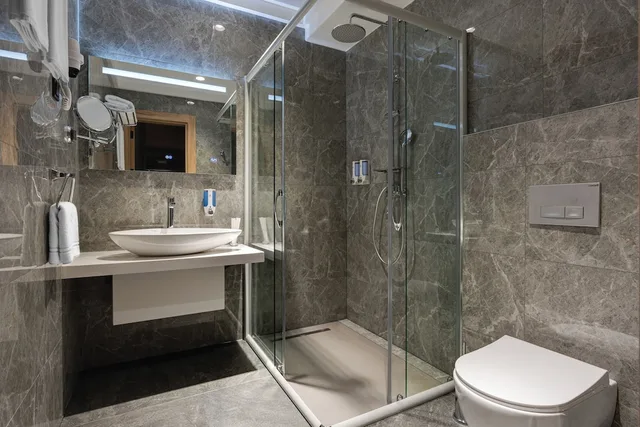 غرفة قياسية بسرير كينج، The Elements Hotel Tashkent 3/3