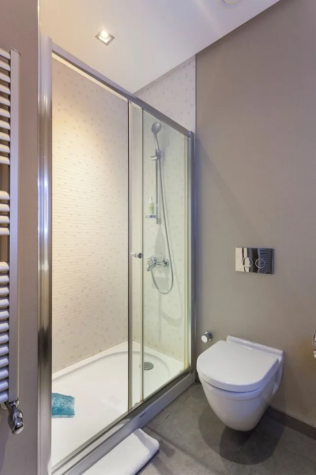 2 Bedrooms, Deluxe, King and Twin Beds, Anthill Suites 4/4