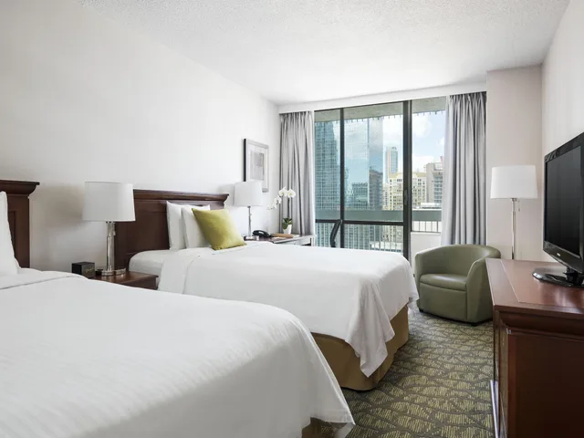 Chelsea, Standard, 2 Double Beds، Chelsea Hotel Toronto 1/6