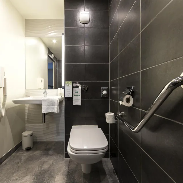 Next Generation, 1 Double and 1 Single Bed، Campanile Le Mans Centre Gare 7/10