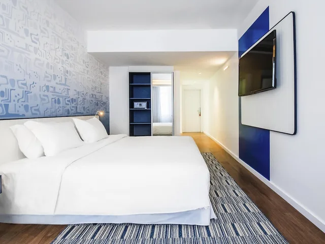 غرفة تنفيذية بسرير كوين بإطلالة جزئية على البحر، Novotel Rio de Janeiro Leme 3/10