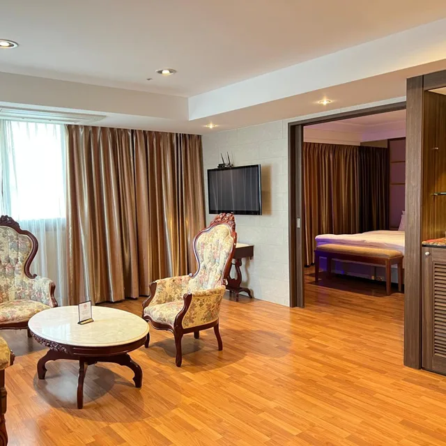 جناح بغرفة نوم واحدة، Hotel International 6/10