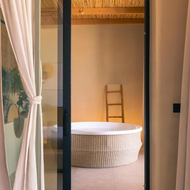 Suite, Two Story, Private Pool, Hot Tub، AKS MINOA PALACE HOTEL 5/10