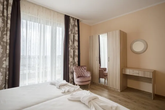شقة كومفورت بشرفة بغرفة نوم واحدة، Gardenia Palace 3/4