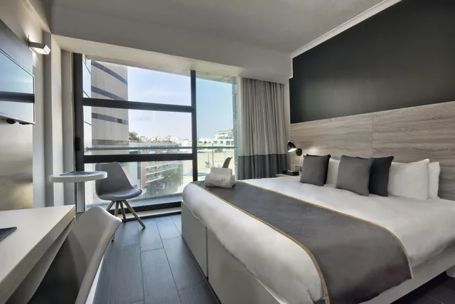 غرفة قياسية بسرير مزدوج، BE HOTEL 1/10