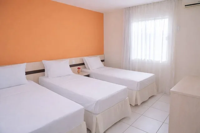 غرفة قياسية ثلاثية بثلاثة أسرّة، Portobello Park Hotel 1/10