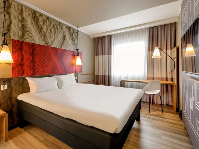 غرفة قياسية بسرير مزدوج، Ibis Mainz City 1/10