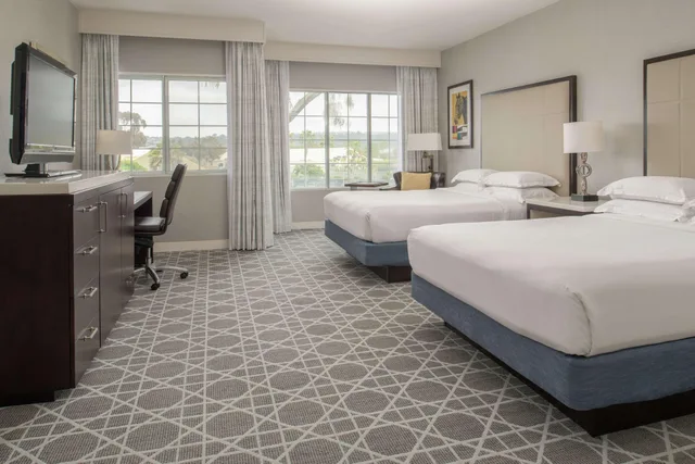 غرفة بسريرين كوين، Hilton San Diego Del Mar 5/8