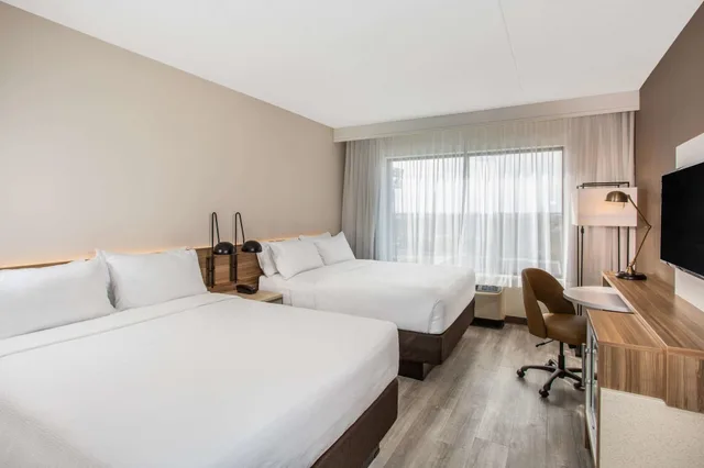 غرفة بسريرين كوين لذوي الإعاقة، Wyndham Garden Fort Lauderdale Airport & Cruise Port 1/3