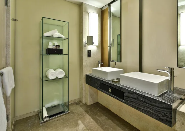 غرفة قياسية بسرير فردي بإطلالة على النهر، CROWNE PLAZA CHENGDU WENJIANG 5/7
