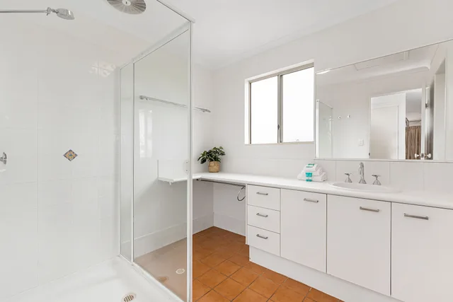شقة بسرير كوين وسريرين فرديين بـ3 غرف نوم، COOLUM BEACH GETAWAY RESORT 4/4