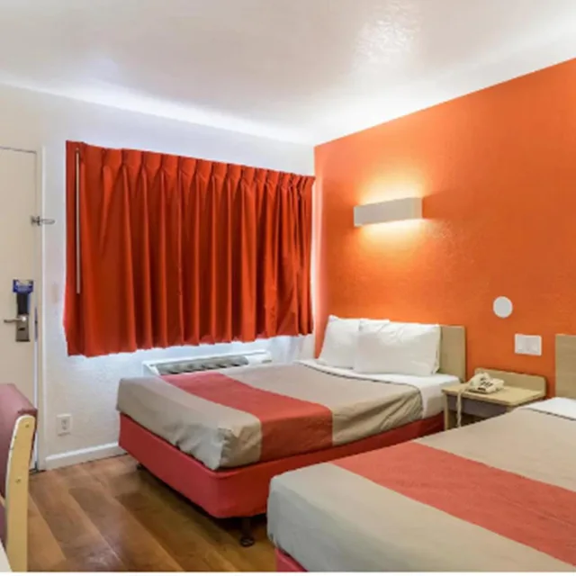 غرفة رباعية للمدخنين، Motel6 Albuquerque, NM - Northeast 5/8