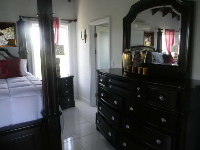 فيلا فاخرة بسرير كينج بإطلالة على البحر، Harbor Breeze Villas 4/4