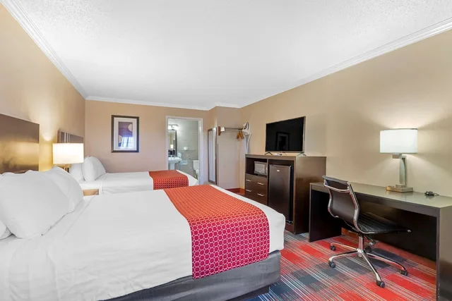 غرفة قياسية بسريرين كوين لذوي الإعاقة، Best Western Brady Inn 3/7
