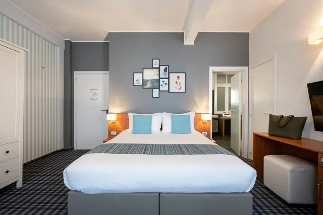 Room, Triple, Single Bed, Leopold Hotel Ostend 2/10