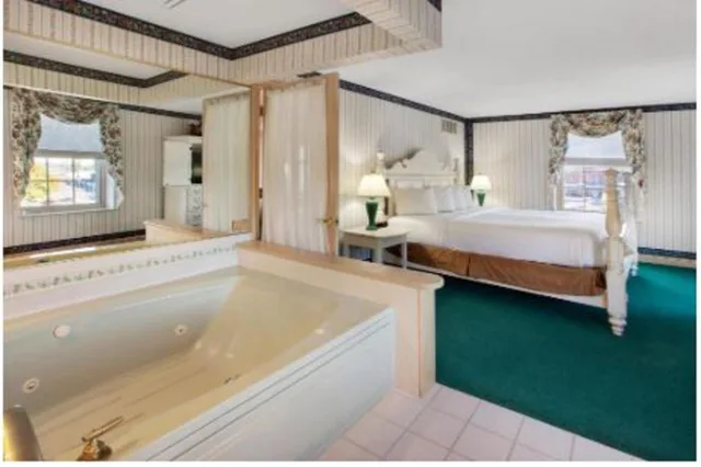 جناح بسرير كينج بغرفة نوم واحدة، The Hotel Ojibway, Trademark Collection by Wyndham 4/4