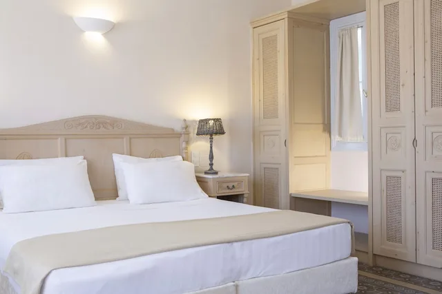 Double Room Classic Garden View (Rb)، Red Tower 3/10