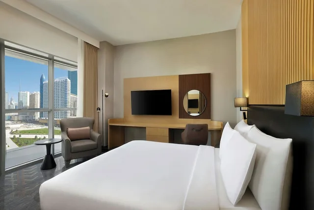 Sol, Premier, King Bed, Pool View، THE FIRST COLLECTION BUSINESS BAY 1/4