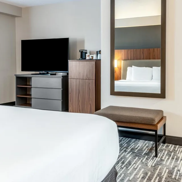 Efficiency, Superior, King Bed، Country Inn And Suites By Radisson Winnipeg Mb 6/8