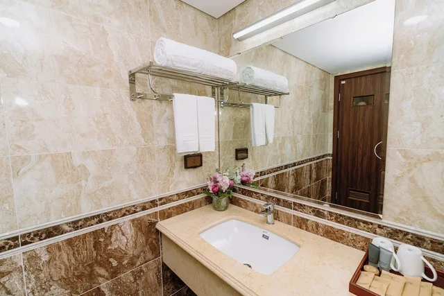 غرفة تنفيذية بسريرين منفصلين بإطلالة على المدينة، Legend Westlake Hotel 4/5