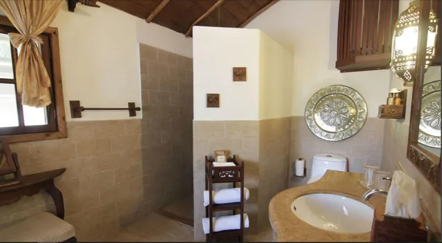 غرفة بسرير كوين، Breezes Beach Club & Spa 5/5