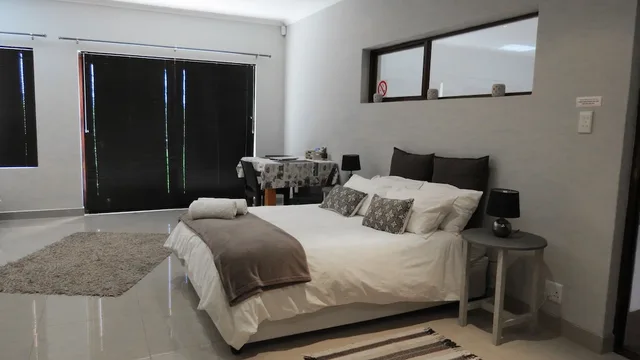 21 Klein Karoo Street، Oudtshoorn 10/35
