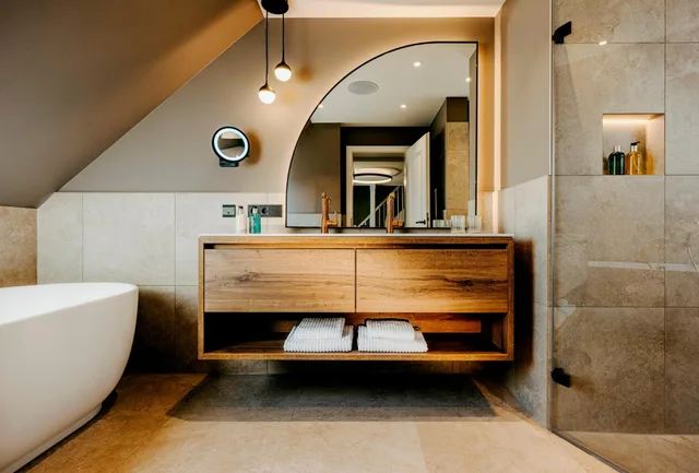 2 Bedrooms, Landhaus, Suite، Landhaus Stricker 3/3