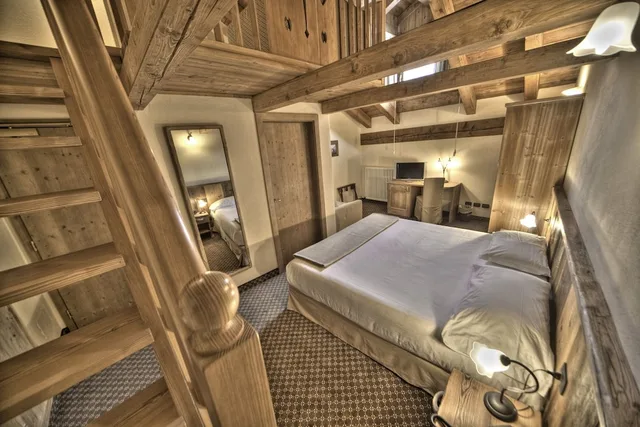 Suite, Double Bed, Two Story, Sofa, Le Miramonti Hotel And Wellness 1/3