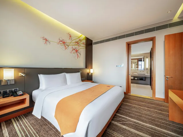 جناح جونيور، Hilton Garden Inn Chengdu Huayang 2/4