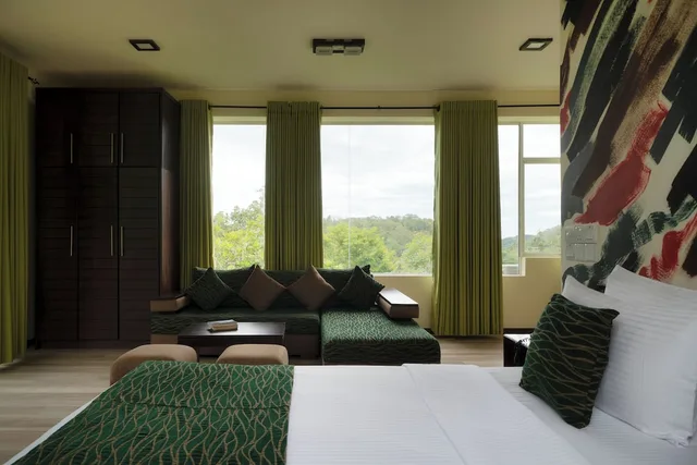 Panorama, Penthouse, King Bed، The Glenrock 3/6