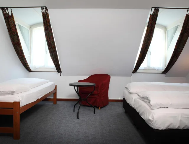 غرفة عائلية، Hotel Montana Zurich 3/5