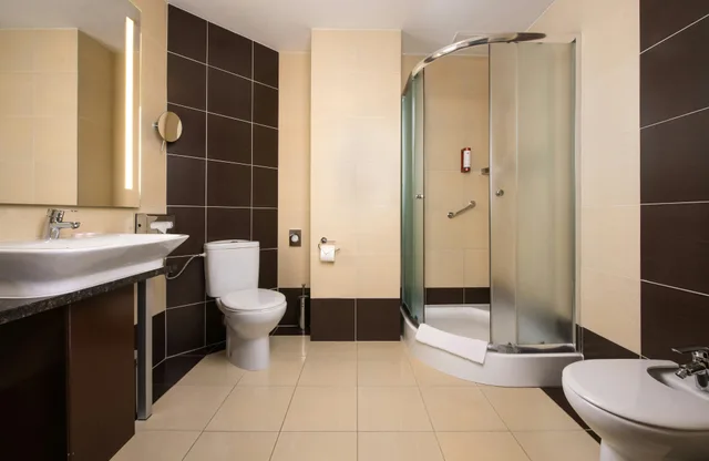 غرفة كومفورت بسرير مزدوج، Leonardo Royal Hotel Warsaw 5/5