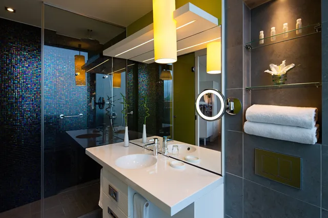 غرفة بريميوم بسرير كوين، Hotel Indigo Berlin Ku Damm 3/8