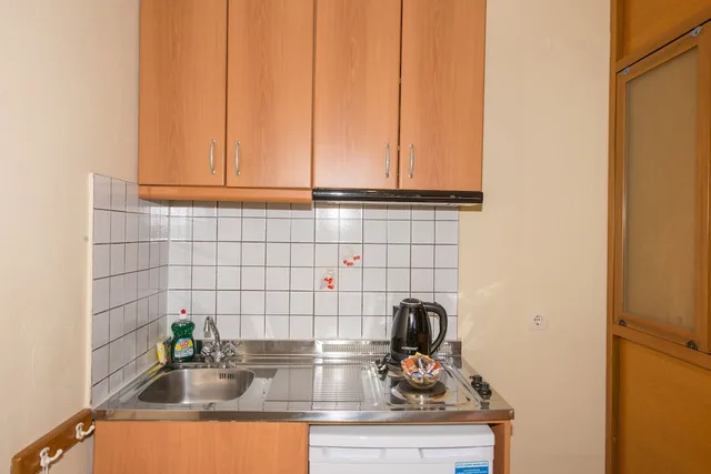 استوديو بسرير كوين بإطلالة على البحر، Dionysos Apartments 3/3