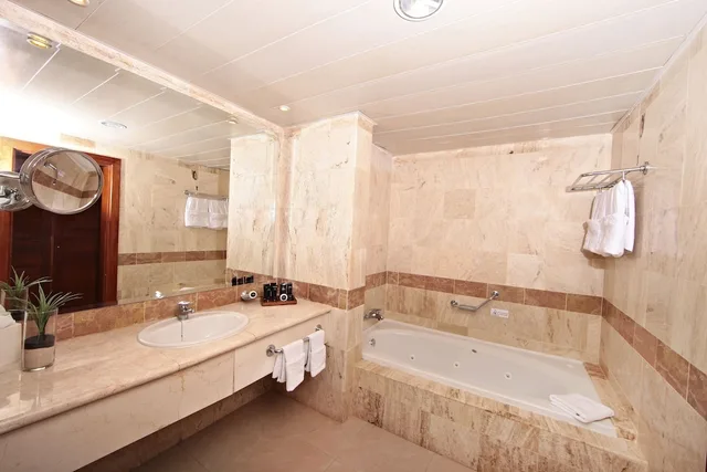 جناح جونيور بسرير كينج، Bahia Principe Escape Aquamarine - Adults Only 5/6