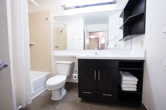 استوديو بسرير كينج، Sonesta Simply Suites Austin South 4/6