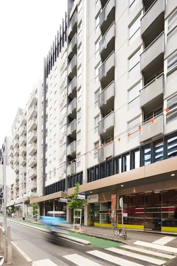 Arrow On Swanston, Carlton, Melbourne 2/64