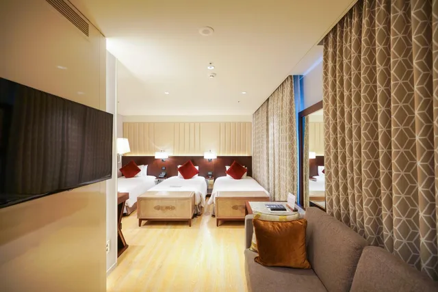 Room, Triple, High Floor, Solaria Nishitetsu Hotel Seoul Myeongdong 3/10