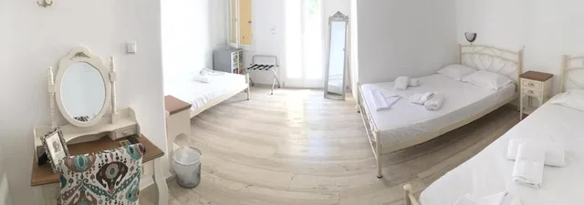 غرفة رباعية بسرير مزدوج وسريرين منفصلين بإطلالة على الحديقة، Di Mare 2/3