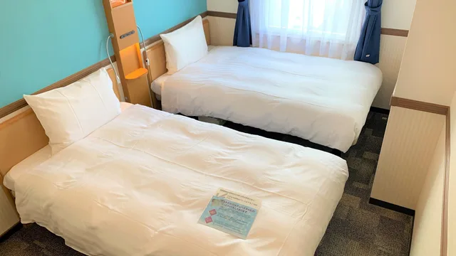 غرفة قياسية بسريرين منفصلين للمدخنين، Toyoko Inn Tokyo Haneda Airport No.1 3/6