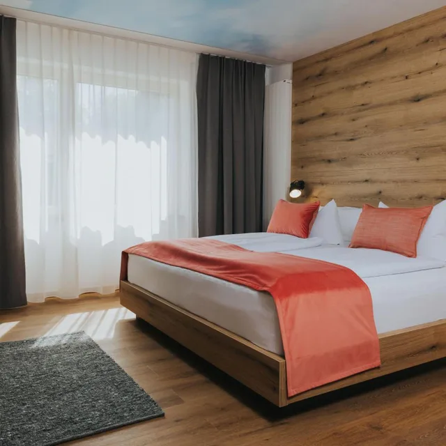 جناح، Hotel Drei Quellen Therme 1/5
