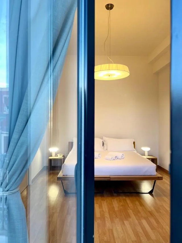 جناح جونيور بشرفة، Hotel Imago 4/5