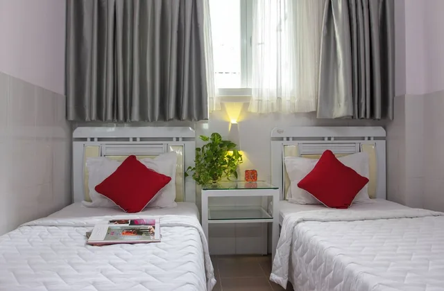 غرفة قياسية بسريرين منفصلين، Quang Guest House 7/10